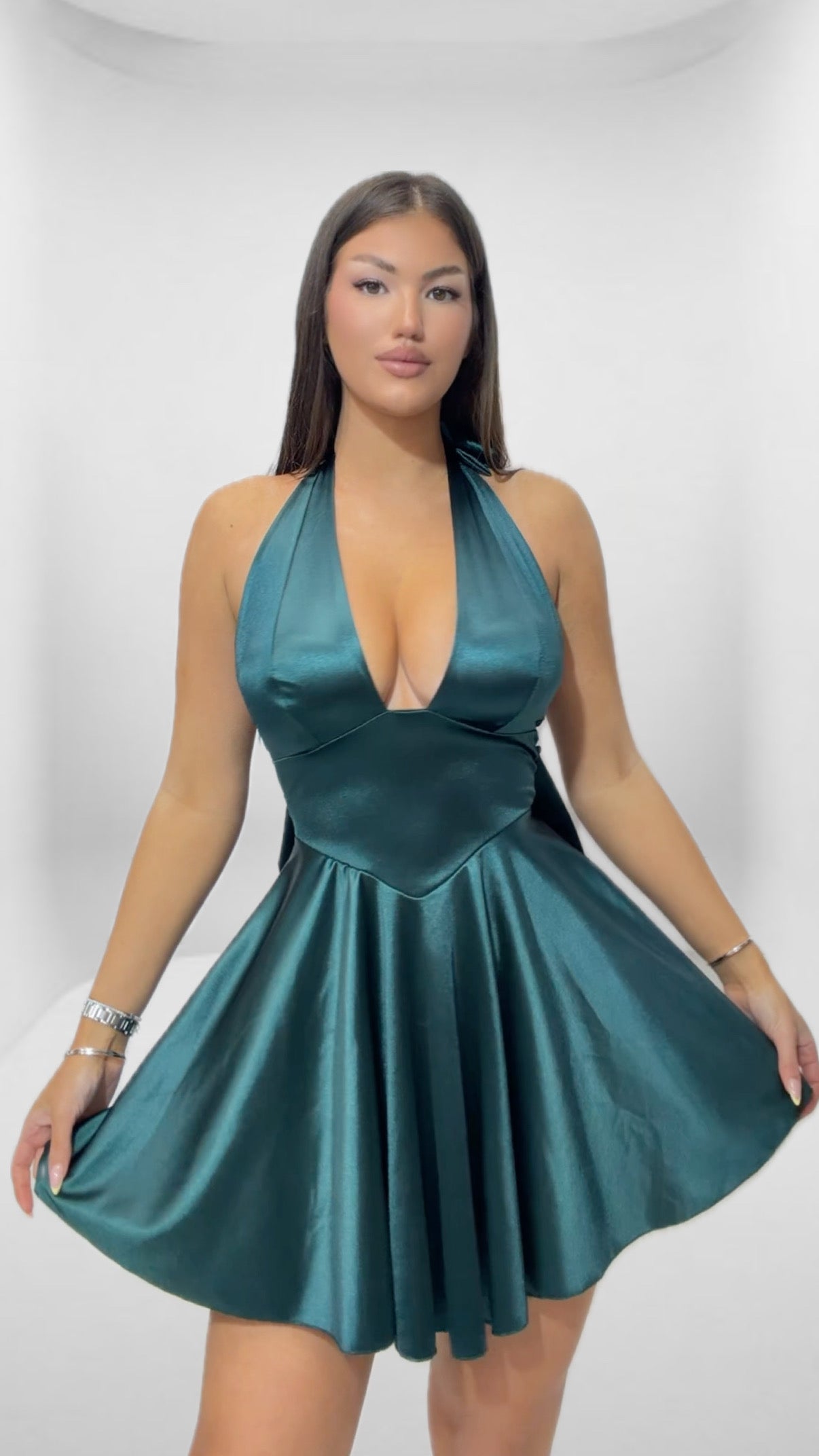 Satin bow dres